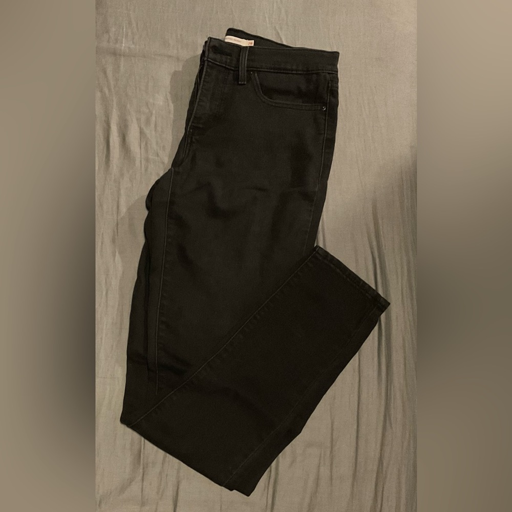 Levi’s 311 Shaping Skinny Women’s Pants Size 28 in Black